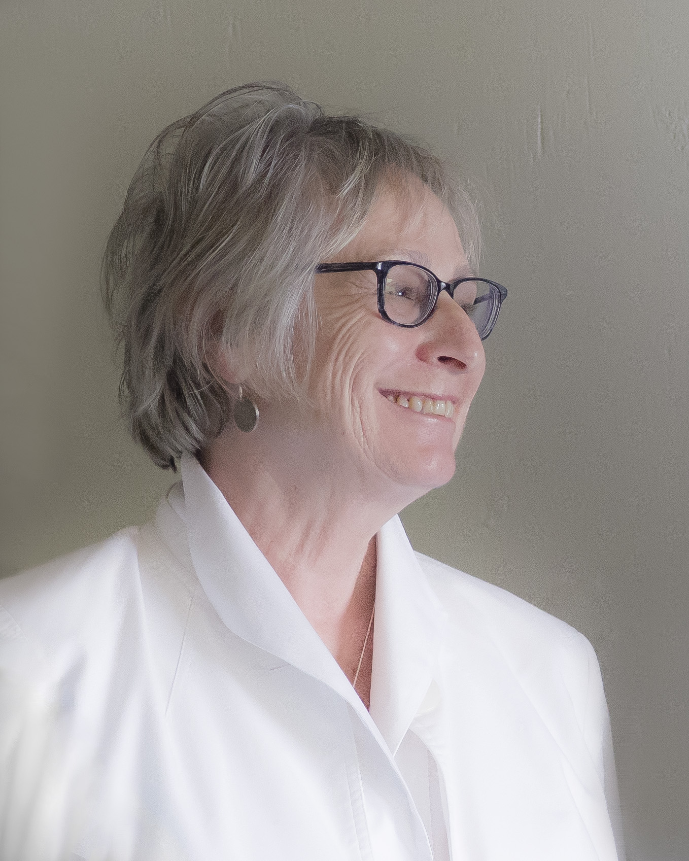 Elizabeth White